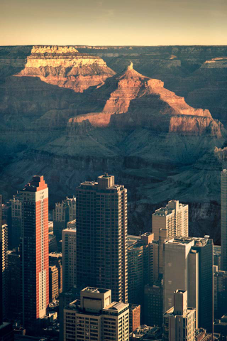 Illustration for article titled What Would Manhattan Look Like If It Were Inside the Grand Canyon?